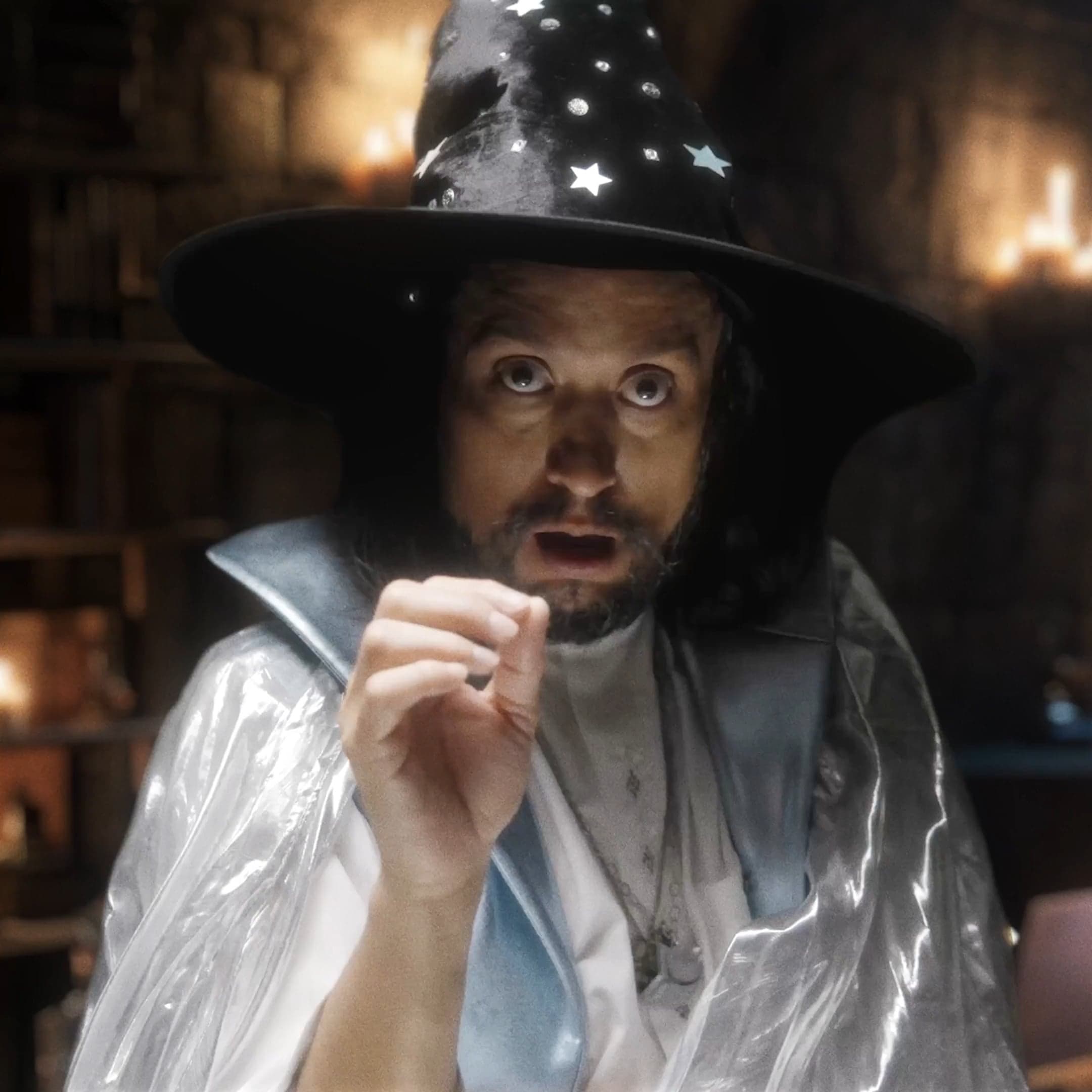 With Wistia, everything you need to host a magical webinar is at your fingertips: custom lead-gen forms, automatic email reminders, detailed attendee analytics that sync to your marketing platform, and editing tools for fine-tuning your recording.